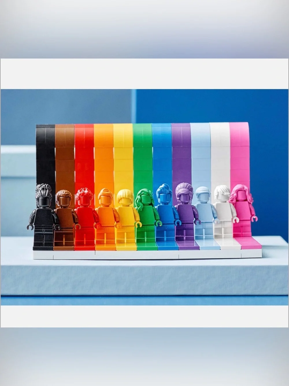 NWT LEGO Everyone Is Awesome 40516 Rainbow Display Set 346 Pieces